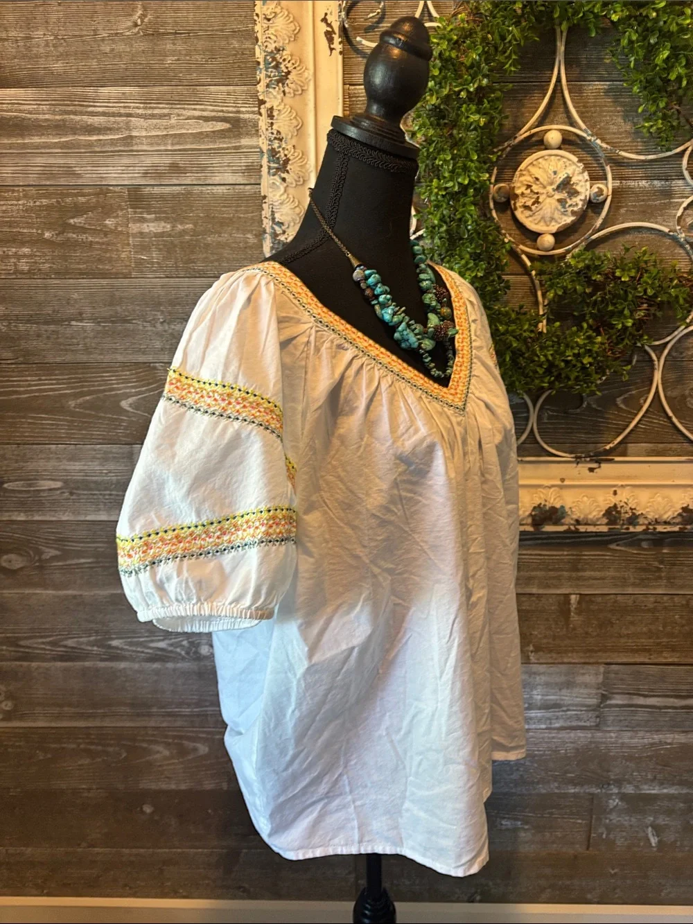 NWT Loft (Size XL) White Embroidered V-Neck Women’s Cotton Peasant Top